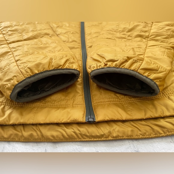 Patagonia Nano Puff Jacket Men's XL Ultralight Windproof Packable Cabin Gold - Picture 11 of 12